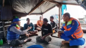 Sat Polairud Polres Asahan Selamatkan Nelayan yang Terombang-Ambing Selama 7 Hari di Perairan Asahan