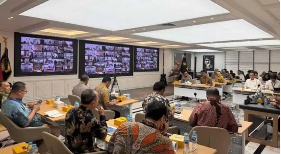 Putus Rantai Tengkulak, Polri Fasilitasi Permodalan KUR dan Penyerapan Bulog bagi Petani Jagung